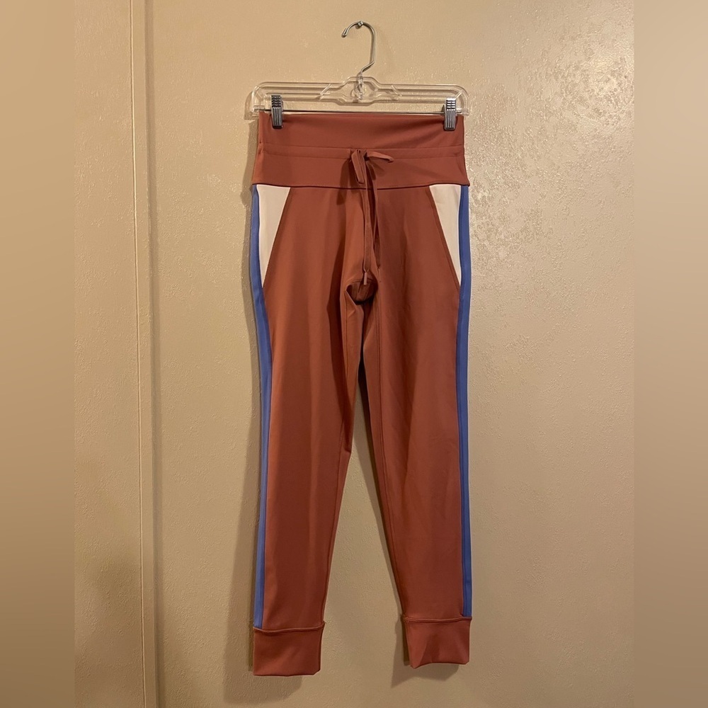 NWOT aerie Goals Colorblock leggings sz L